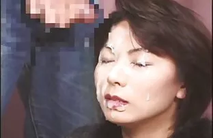 XXX मूर्ख छात्र ने कास्टिंग के लिए संस्थान को छोड़ दिया