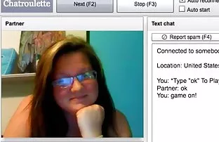 XXX चिकी सभी शोर कंपनी को संतुष्ट करने में कामयाब रहे।