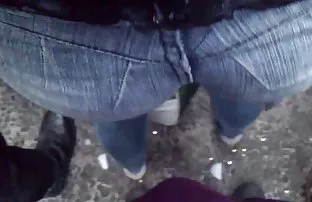 XXX कांस्य त्वचा के रंग के साथ लैटिना और कास्टिंग में एक प्यारा चेहरा आया