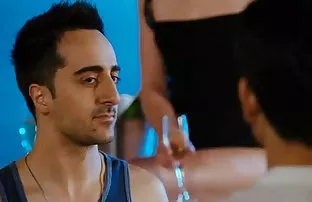 XXX माँ ने सुबह उसे कुनी बनाने के लिए दिया और खुद को चोदने दिया