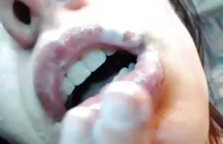 XXX टैटू शरीर और भव्य गधा