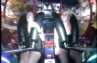 XXX लड़के डिस्को में लड़कियों को चोदते हैं