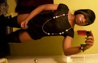 XXX रूसी माँ खुशी में fucks