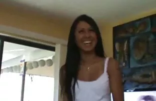 XXX जमीन पर जंगल में चुदाई