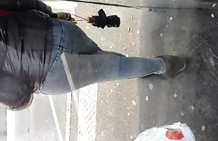 XXX बाथरूम में महिला