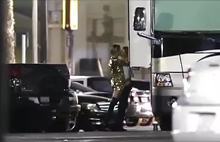 XXX अमेरिकी पोर्न स्टार आसा अकीरा और जेसिका ड्रेक दो लोगों को जुनून से चोद रहे हैं