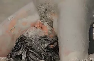 XXX रेनाटा ने गधे में दिया