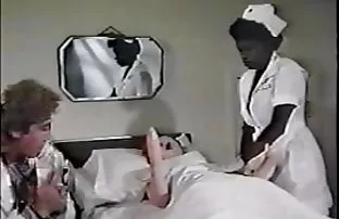 XXX दो हज़ार यूरो के बदले में एक गैर-जिम्मेदार छात्र न केवल अनचाहे के लिए सहमत हो गया