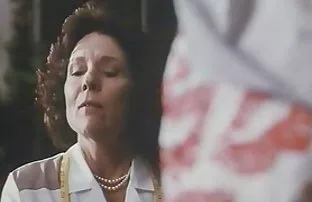 XXX क्लब के शौचालय में बकवास