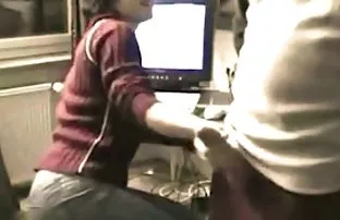 XXX कुंवारी की तरह टूटता है