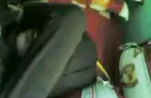 XXX वे अपने शिक्षक को ताकते हैं