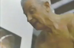 XXX अटारी में हुमका और रोमा की चुदाई