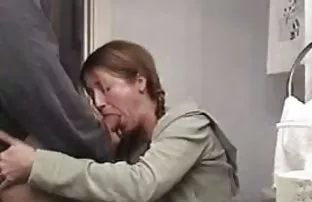 XXX मुंडा मांड इवी आभा