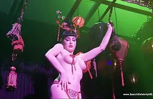 XXX धूप में तपना