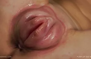 XXX रसदार विवाहित महिला को एक प्रेमी मिला