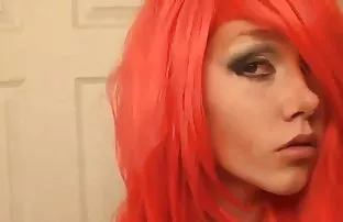 XXX नए साल की टोपी में सचिव ने चूसा और शीर्ष में दिया